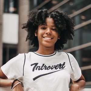 Meet your Posher, Amauri